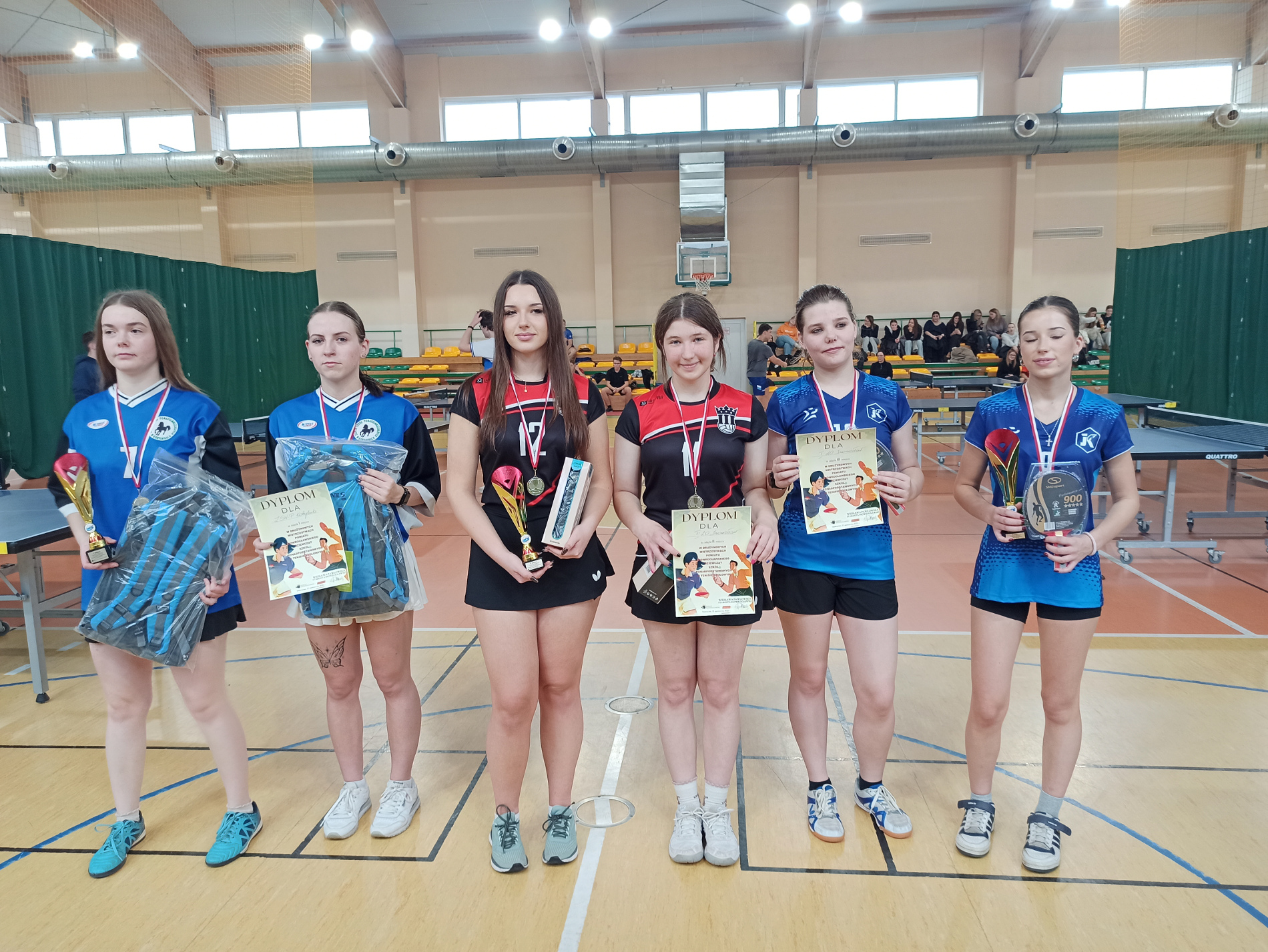 Tenisistki stołowe „Królówki”