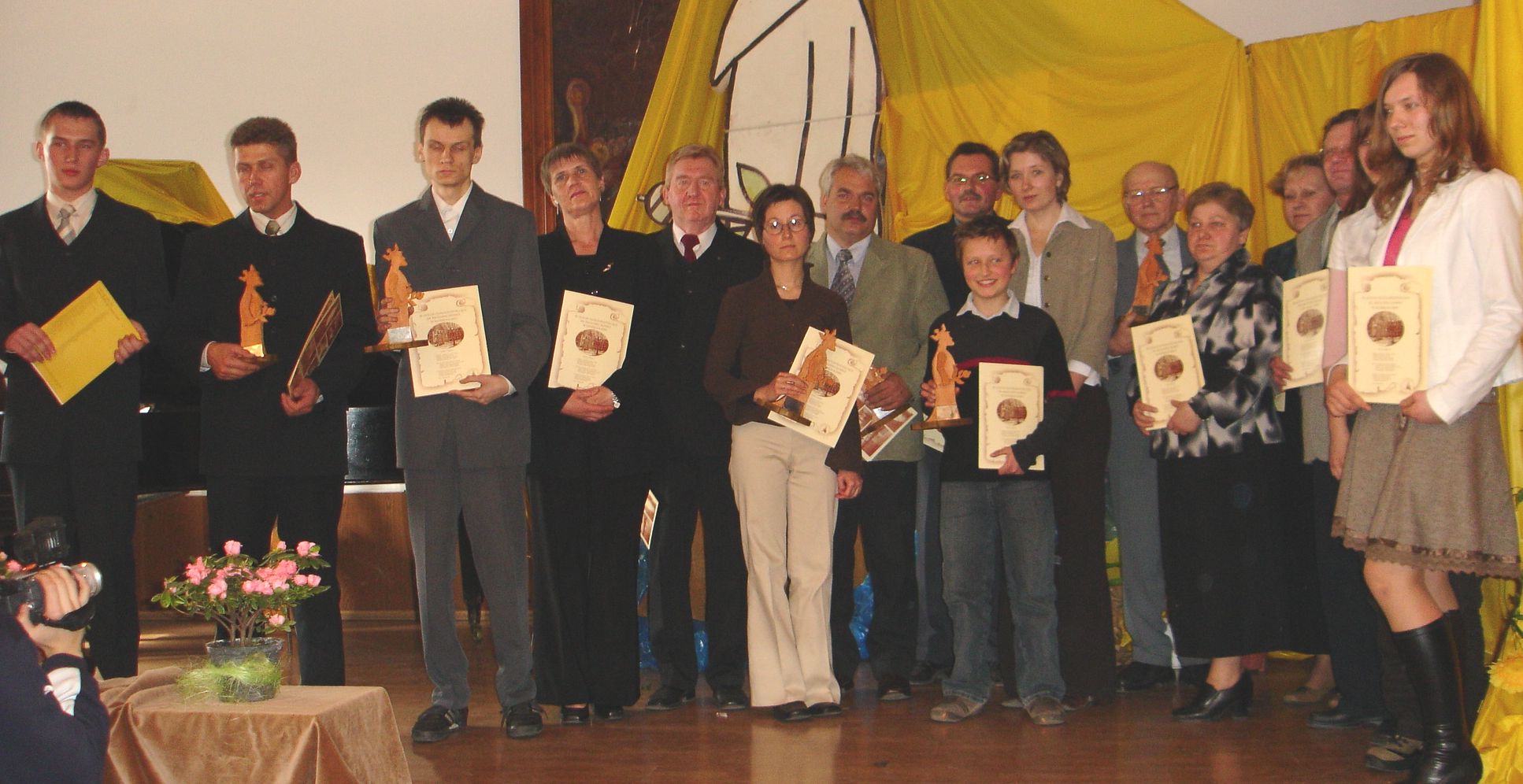 Zdjęcie laureatów z 2005 roku